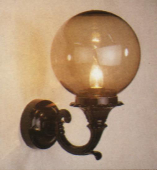 Wall Mounted Victorian Styled Globe Lamp